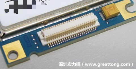 PCBA大講堂：板對(duì)板連接器下面裸銅設(shè)計(jì)，造成模組功能不良