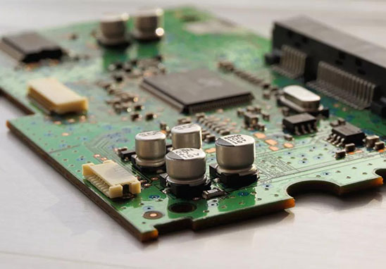 PCB制板工藝中的過(guò)孔塞油是什么意思？